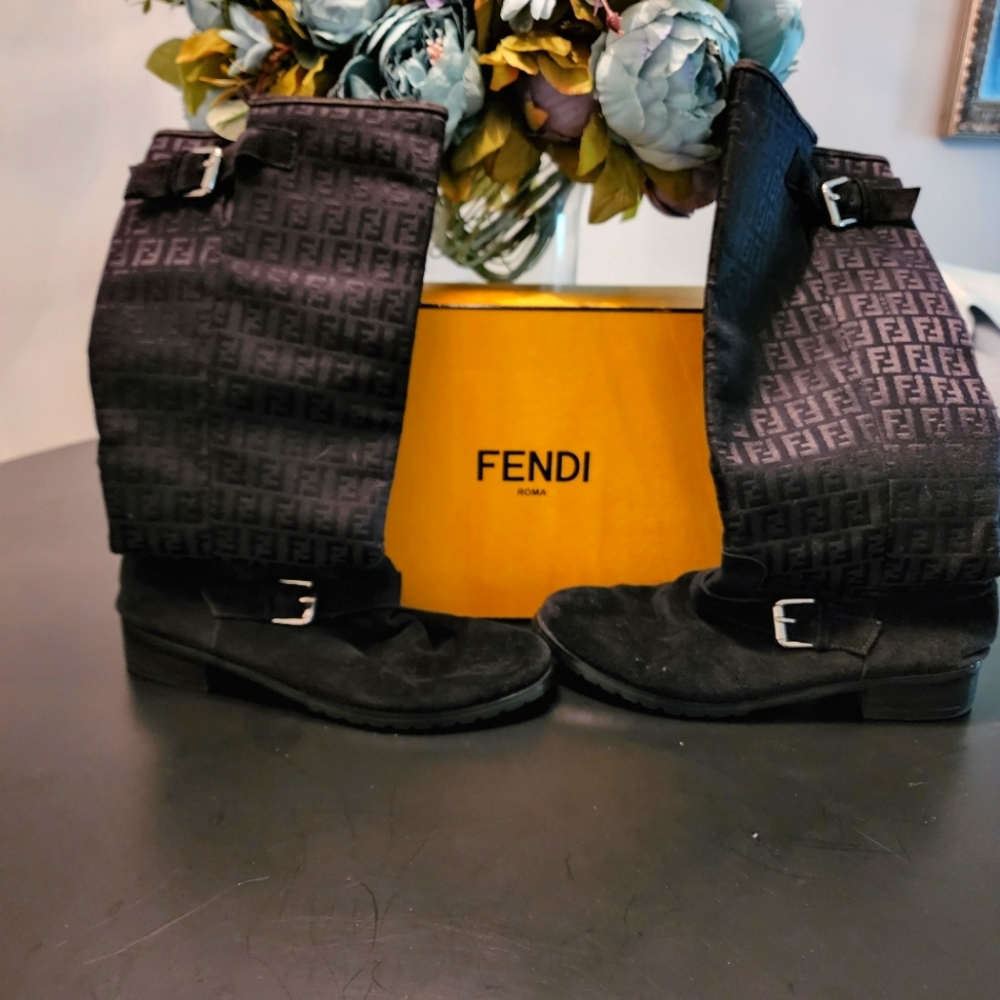 Fendi Flat Boots
